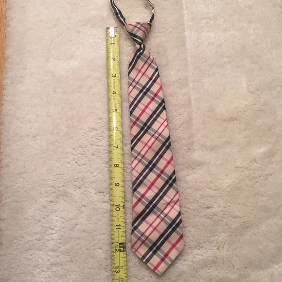 burberry style tie